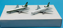 Load image into Gallery viewer, StarJets 1/500 Cathay Pacific Lockheed L-1011 VR-HOK  VR-HHW set of 2 pieces
