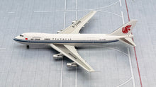 Load image into Gallery viewer, JC Wings 1/400 Air China Cargo Boeing 747-200(SF) B-2448
