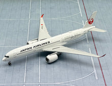 Load image into Gallery viewer, Phoenix 1/400 Japan Airlines JAL Airbus A350-900 JA02XJ
