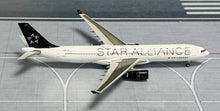 Load image into Gallery viewer, JC Wings 1/400 Air Canada Airbus A330-300 Star Alliance C-GEGP
