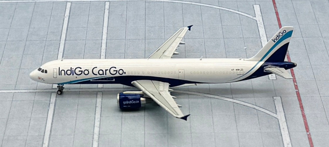 JC Wings 1/400 IndiGo Cargo Airbus A321 P2F VT-IKW – First Class