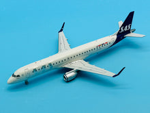 Load image into Gallery viewer, JC Wings 1/200 SAS Scandinavian Airlines Link Embraer ERJ-190-200LR SE-RSK
