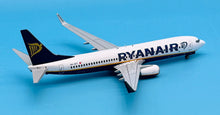 Load image into Gallery viewer, JC Wings 1/200 Malta Air Ryanair Boeing 737-800 9H-QCT
