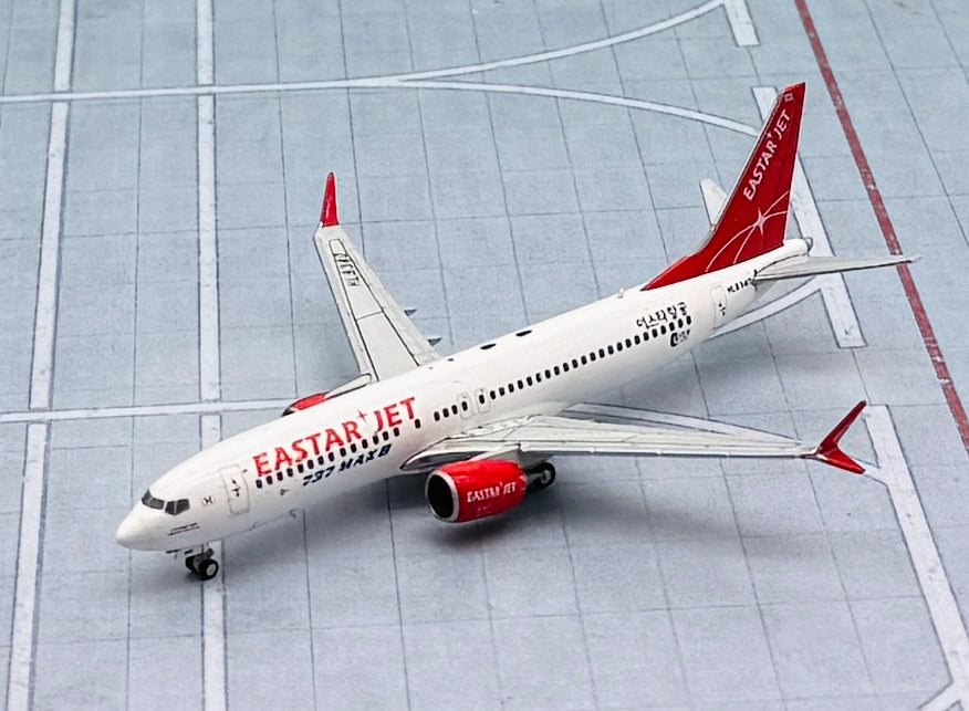 JC Wings 1/400 Easter Jet Boeing 737-8Max HL8340