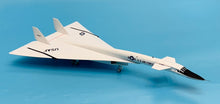 Load image into Gallery viewer, SQ Wings 1/200 US Air Force North American XB-70 20207 L2139
