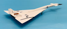 Load image into Gallery viewer, SQ Wings 1/200 US Air Force North American XB-70 20001 NASA L2080
