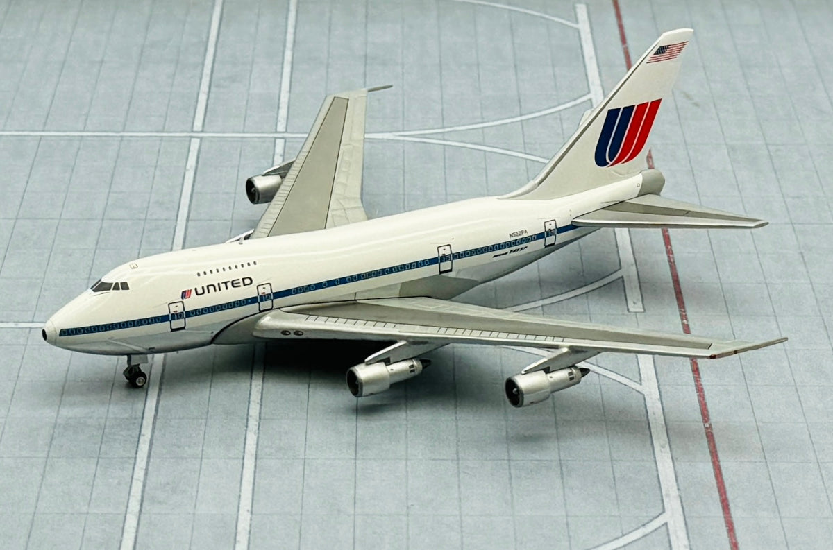 JC Wings 1/400 United Airlines Boeing 747SP N532PA Blue Stripe Polishe ...