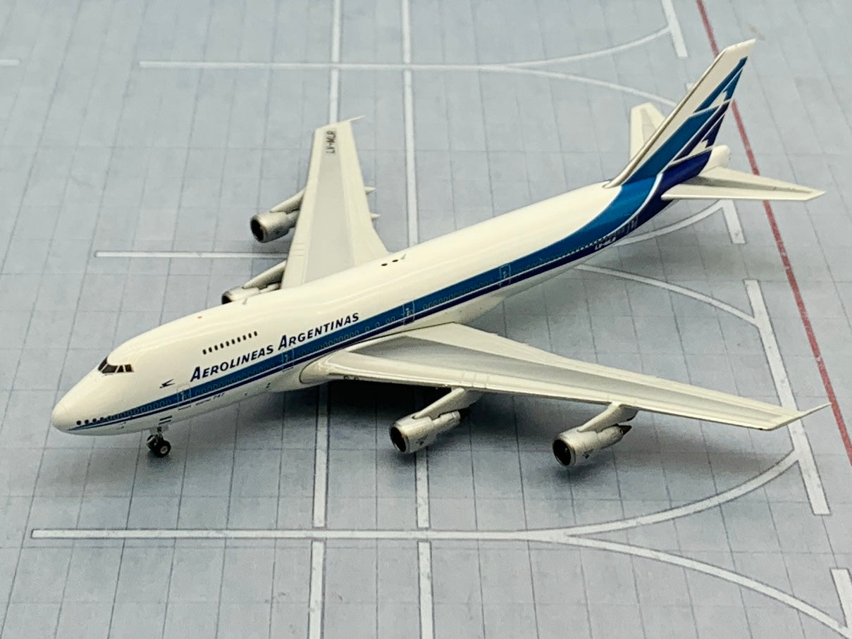 First Class Mlr Phoenix 1/400 Aerolineas Argetinas Boeing 747-200 LV-MLR – First Class ...
