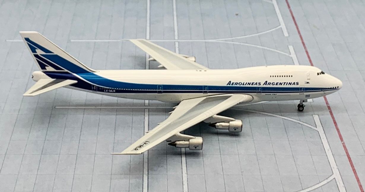 First Class Mlr Phoenix 1/400 Aerolineas Argetinas Boeing 747-200 LV-MLR – First Class ...