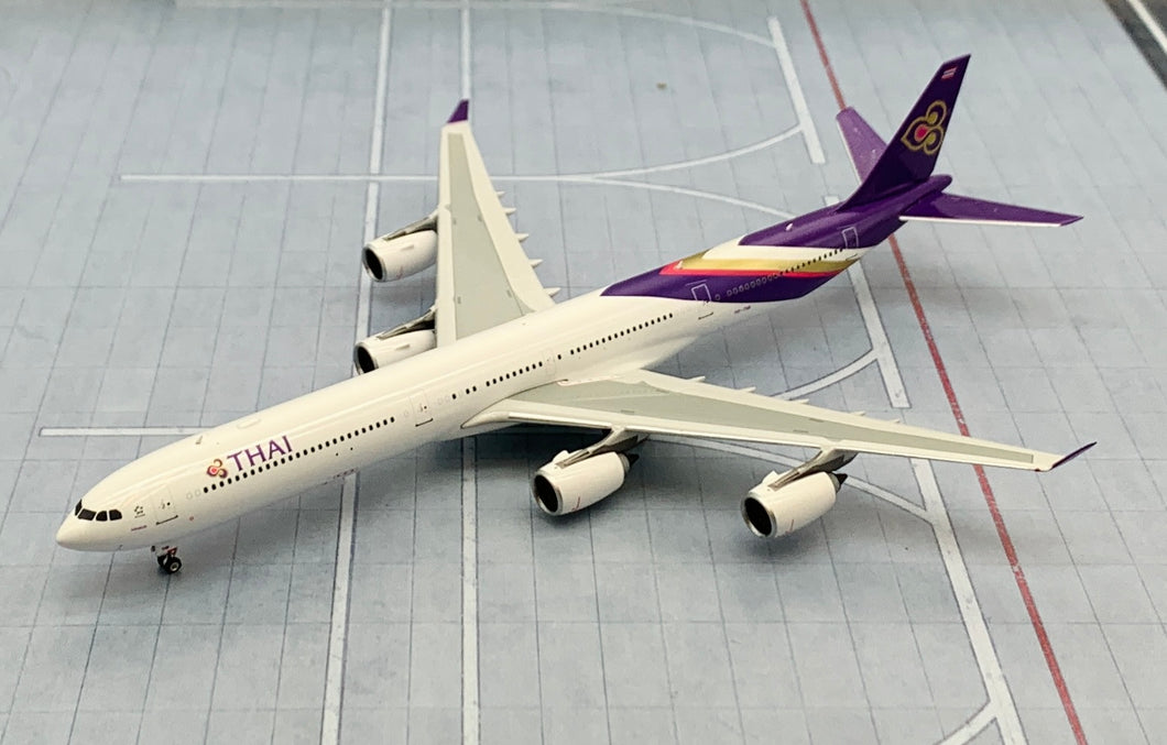 Phoenix 1/400 Thai International Airways Airbus A340-600 HS-TNB