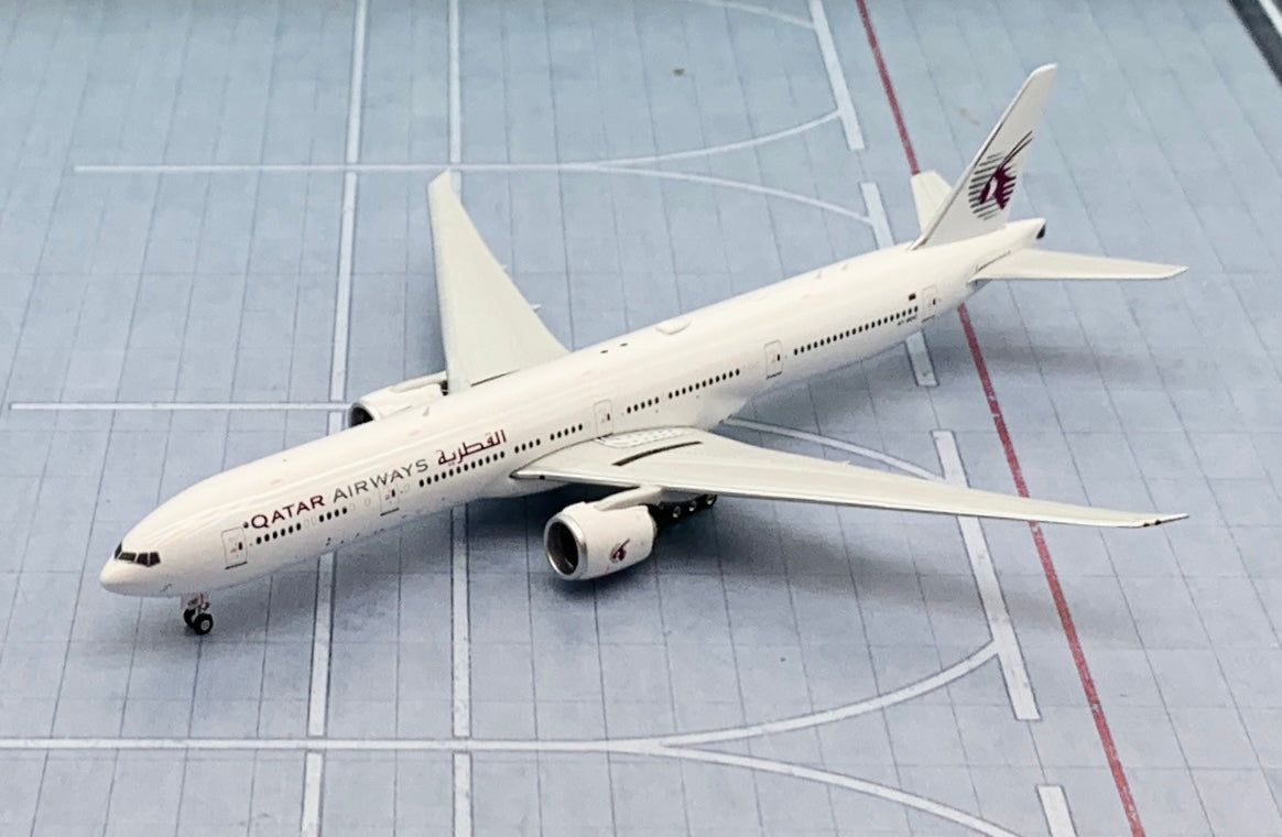 phoenix 777-300ER パンダデザイン 1/400 Japan Airlines Boeing 777-300ER JA8941 Goku Saiyukei Phoenix