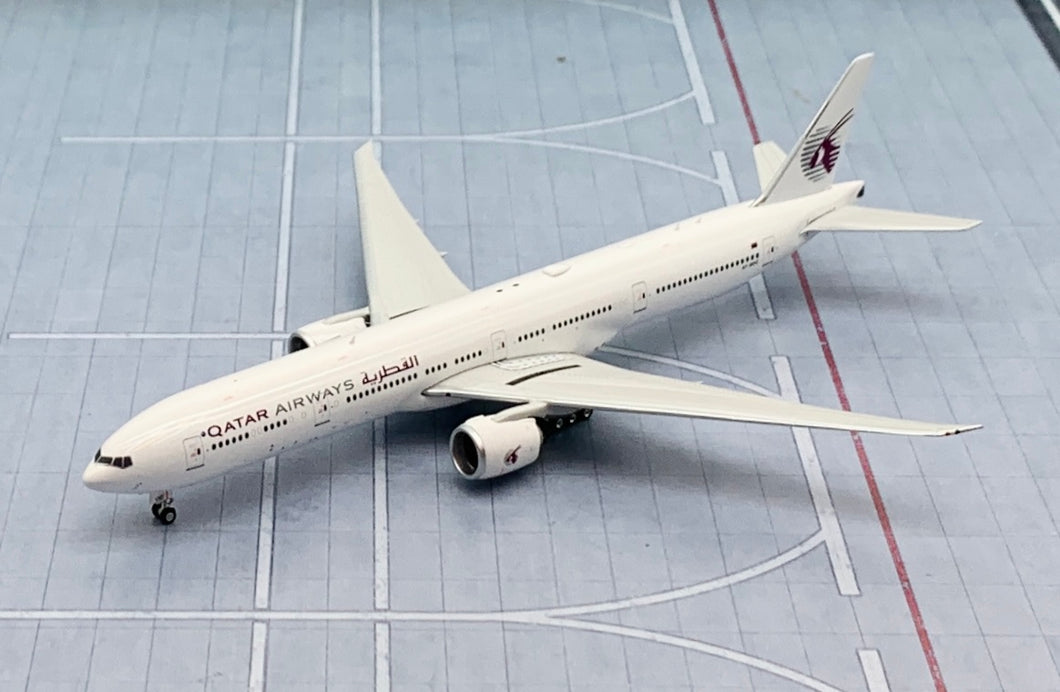 Phoenix 1/400 Qatar Airways Boeing 777-300ER A7-BOC