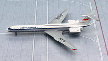 Load image into Gallery viewer, Phoenix 1/400 Aeroflot Ilyushin Il-62 CCCP-86612
