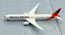 Load image into Gallery viewer, Phoenix 1/400 TAAG Angola Airlines Boeing 787-10 D2-TET
