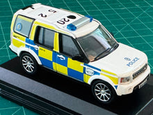 Load image into Gallery viewer, Oxford Die-cast 1/76 Land Rover Discovery 4 Metropolitan Police
