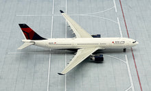 Load image into Gallery viewer, Gemini Jets 1/400 Delta Airlines Airbus A330-200 N852NW
