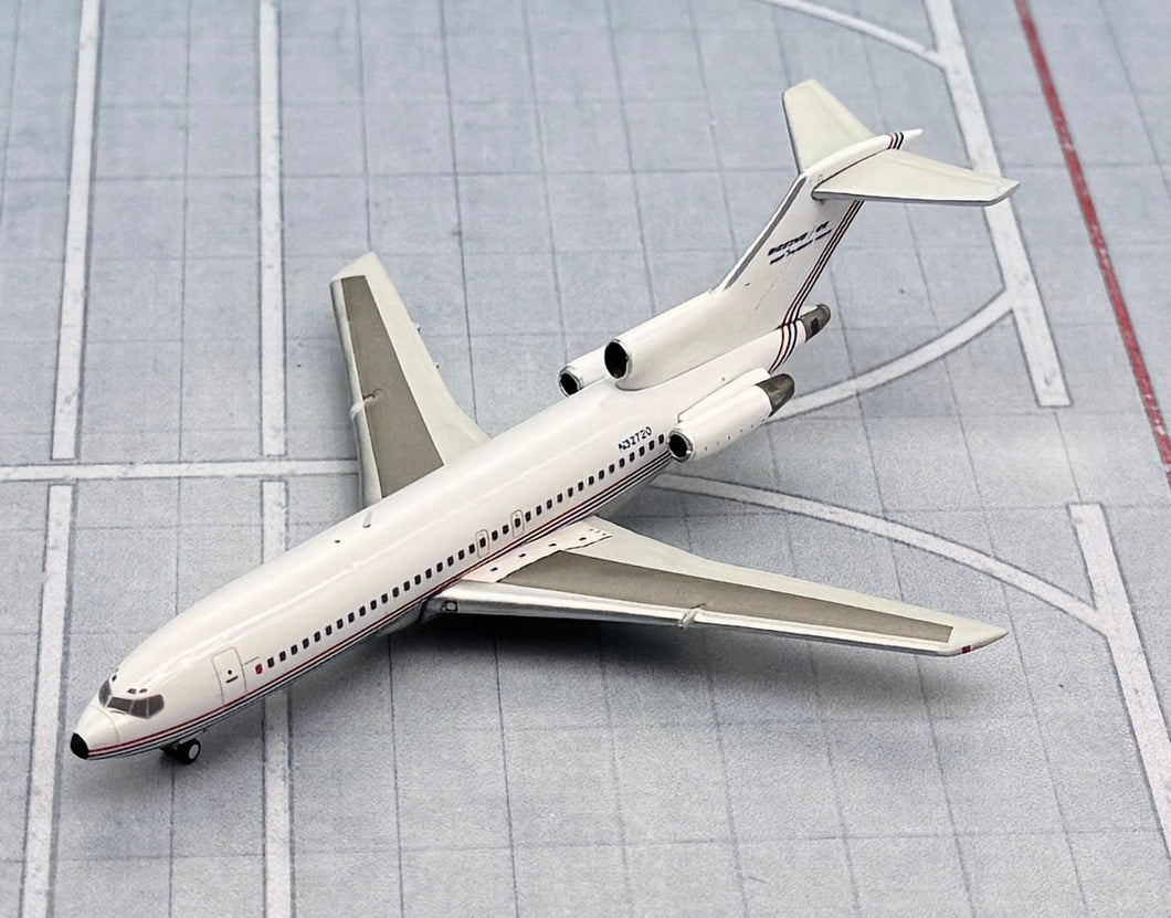 JC Wings 1/400 Boeing 727-100 House Colour 