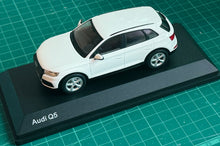 Load image into Gallery viewer, i-Scale 1/43 Audi Q5 in Ibis White
