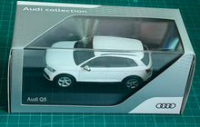 Load image into Gallery viewer, i-Scale 1/43 Audi Q5 in Ibis White
