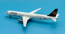 Load image into Gallery viewer, JC Wings 1/200 Lufthansa Airbus A321 OC Crane Protection Germany D-AIRR
