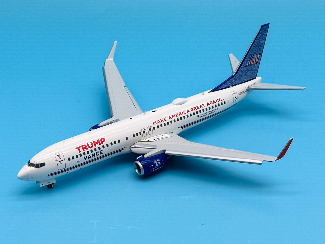 Gemini Jets 1/200 Trump Vance Campaign Boeing 737-800 N917XA flaps down