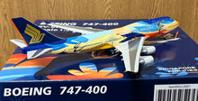 Load image into Gallery viewer, SQ Wings 1/200 Singapore Airlines Boeing 747-400 9V-SPK Tropical L2001
