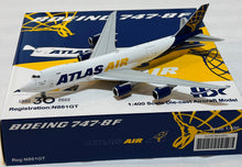 Load image into Gallery viewer, HX Models 1/400 Atlas Air Boeing 747-8F N861GT Interactive Version B632204C

