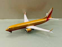 Load image into Gallery viewer, NG models Lite 1/400 Southwest Airlines Boeing 737 Max 8 N897HK Desert Gold Retro

