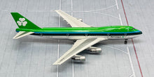 Load image into Gallery viewer, Phoenix Models 1/400 Aer Lingus Boeing 747-400 EI-ASJ
