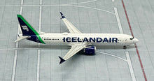 Load image into Gallery viewer, Phoenix Models 1/400 Icelandair Boeing 737-9max TF-ICB Green
