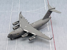 Load image into Gallery viewer, Gemini Jets 1/400 USAF United States Air Force Boeing C-17A Globemaster III 00-0178 Wright-Patterson AFB
