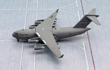Load image into Gallery viewer, Gemini Jets 1/400 USAF United States Air Force Boeing C-17A Globemaster III 00-0178 Wright-Patterson AFB

