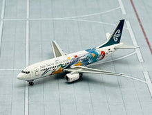 Load image into Gallery viewer, JC Wings 1/400 Air New Zealand Holidays Boeing 737-300 Millennium ZK-NGA
