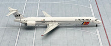 Load image into Gallery viewer, JC Wings 1/400 SAS Scandinavian Airlines McDonnell Douglas MD-90 LN-ROB

