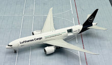 Load image into Gallery viewer, JC Wings 1/400 Lufthansa Cargo Boeing 777-200F Interactive Series D-ALFK
