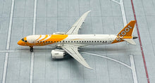 Load image into Gallery viewer, JC Wings 1/400 Scoot Embraer Emb-190-E2 9V-THA

