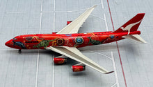 Load image into Gallery viewer, JC Wings 1/400 Qantas Boeing 747-400 Wunala Dreaming VH-OJB

