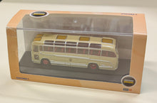 Load image into Gallery viewer, Oxford Die-cast 1/76 Duple Britannia Wallace Arnold bus
