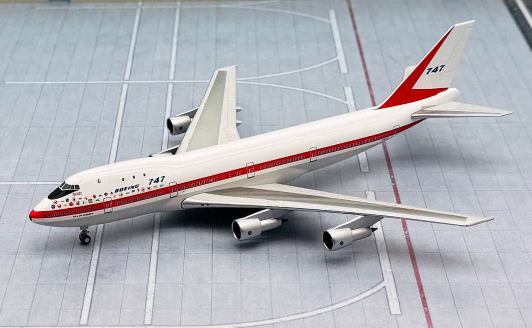 NG models Lite 1/400 Boeing Company 747-100 N7470 CITY OF EVERETT BOE004