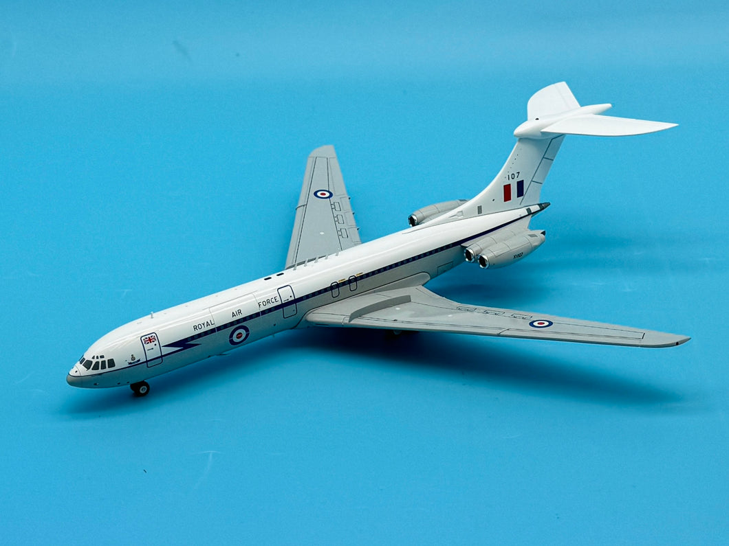 JC Wings 1/200 Royal Air Force Vickers VC-10 C1K XV107