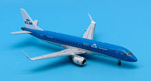 Load image into Gallery viewer, JC Wings 1/200 KLM Cityhopper Embraer ERJ-190STD PH-EZU

