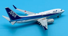 Load image into Gallery viewer, JC Wings 1/200 All Nippon Airways Boeing 737-700 JA18AN
