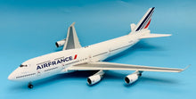Load image into Gallery viewer, SQ Wings 1/200 Air France Boeing 747-400 F-GITH L2070
