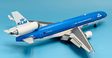 Load image into Gallery viewer, SQ Wings 1/200 KLM Royal Dutch Airlines McDonnell Douglas MD-11 PH-KCD Flaps down L2103FD
