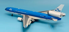 Load image into Gallery viewer, SQ Wings 1/200 KLM Royal Dutch Airlines McDonnell Douglas MD-11 PH-KCD Flaps down L2103FD
