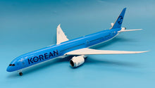 Load image into Gallery viewer, SQ Wings 1/200 Korean Air Boeing 787-10 HL8515 L2150
