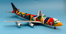 Load image into Gallery viewer, SQ Wings 1/200 South African Airways Boeing 747-300 ZS-SAJ Ndizani
