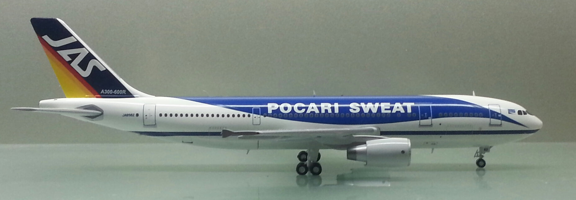 JC Wings 1/200 Japan Air System JAS Airbus A300-600R JA8562 Pocari