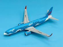 Load image into Gallery viewer, JC Wings 1/400 Kunming Airlines Boeing 737-800 B-1991 Honghe Nativeland
