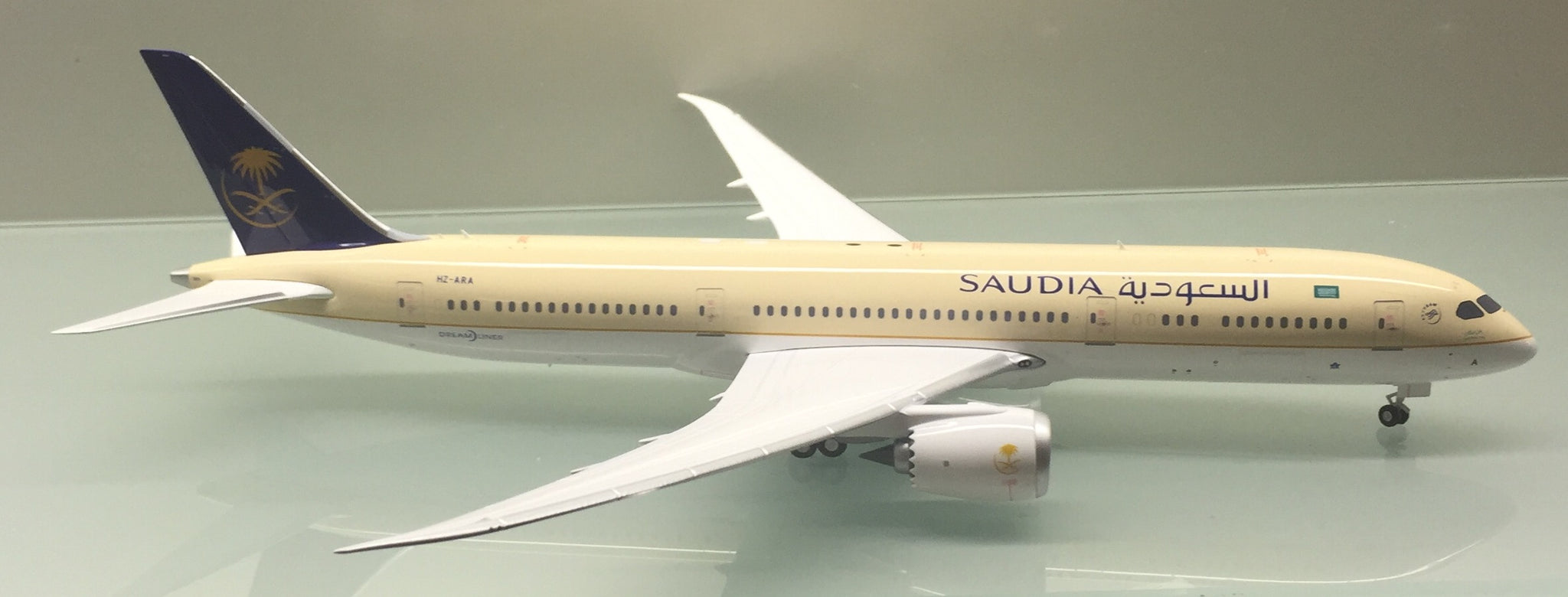Eagle Phoenix models 1/200 Saudi Arabian Airlines Boeing 787-9 HZ 